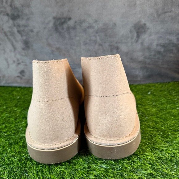Clarks Shepton Taupe Distressed Suede Chukka Desert Boots Mens 11.5 M main image 10